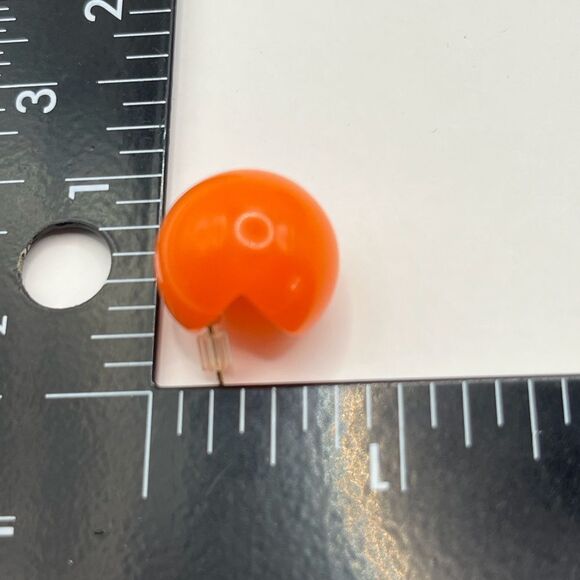 Colorful Geometric Lucite Bracelet and Orange Bead pierced earrings. - Picture 7 of 11